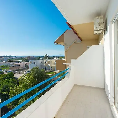 Merryland & Apartment *