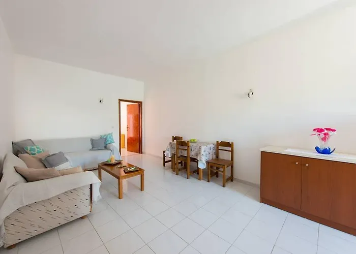 Merryland & Appartamento Kremastí