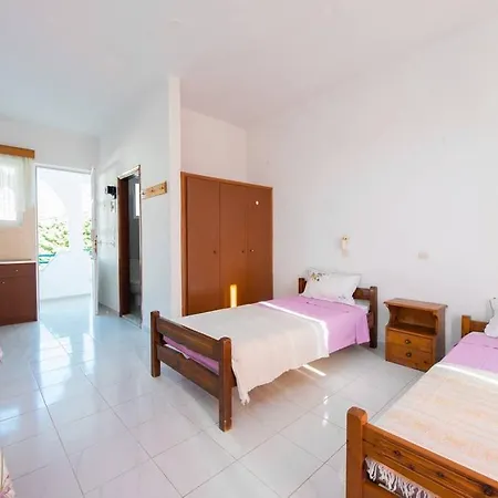 Apartment Merryland & *